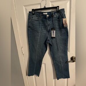 NET Sofia Vergara Curvy Girlfriend Jean